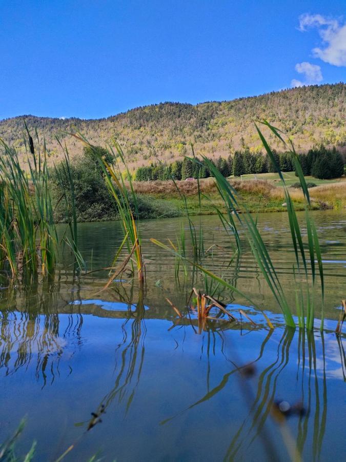 Entre Lacs Et Montagnes Cusy Exterior foto